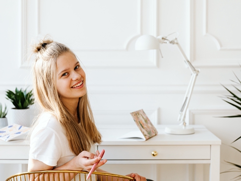 如何安全將海外賬戶資金轉(zhuǎn)回國內(nèi)？全過程與注意事項