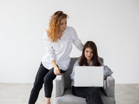 2025開曼公司注冊(cè)全攻略：稅務(wù)、法律與合規(guī)解析