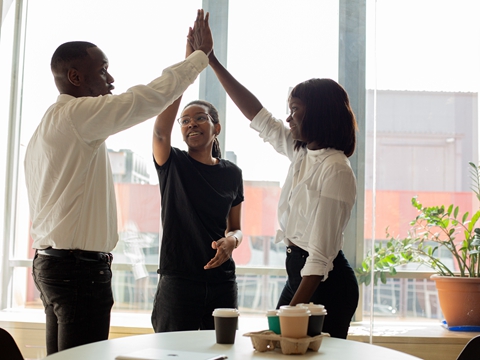 2025美國商標新規(guī)：圖樣需高清矢量圖，模糊直接駁回