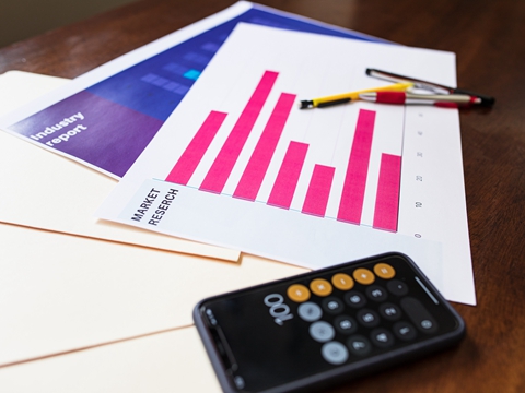 為何香港公司審計(jì)報(bào)告出現(xiàn)保留意見？深度解析